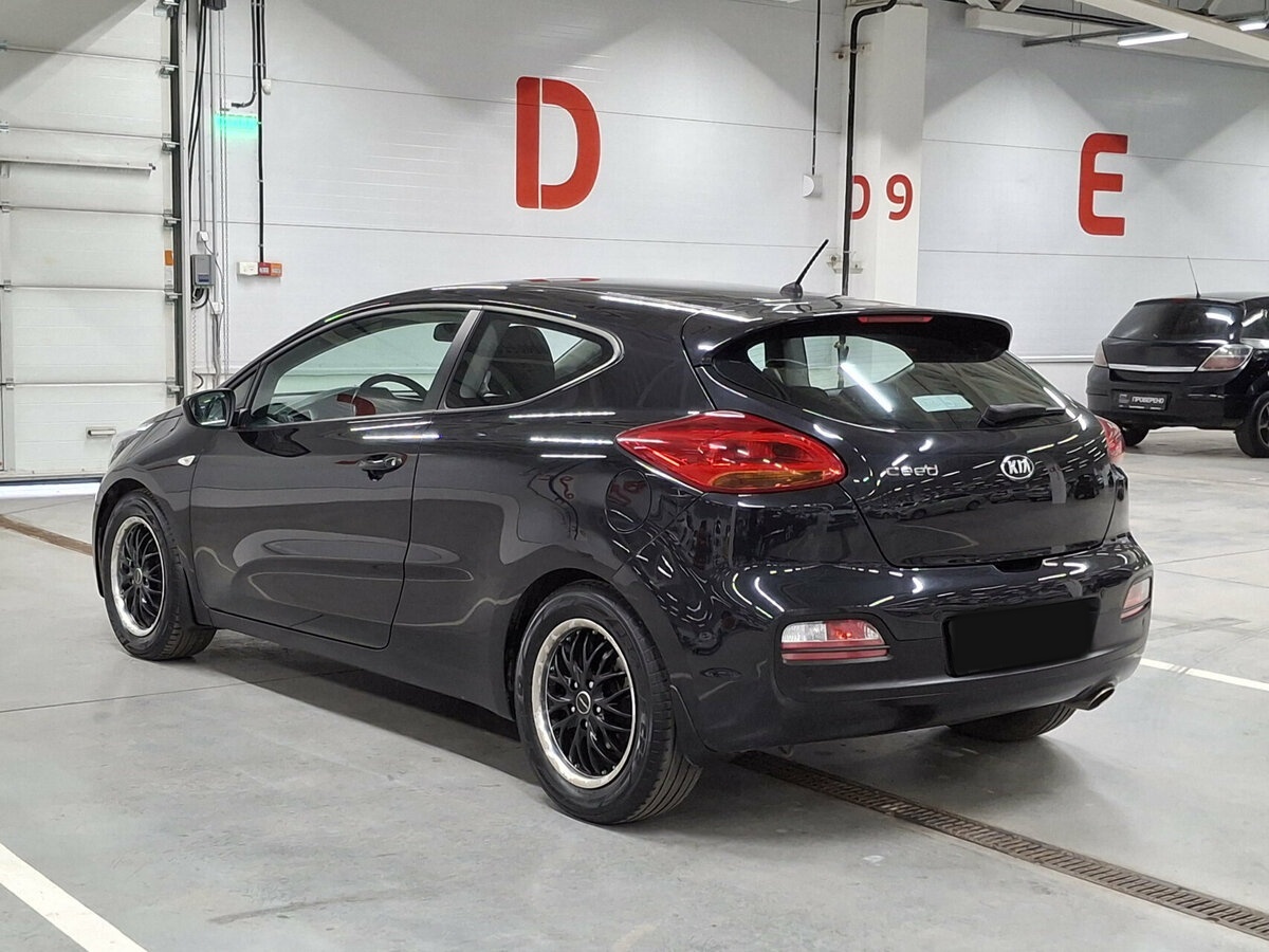 Kia Ceed б/у, 2015, Автоматическая. Фото: #6