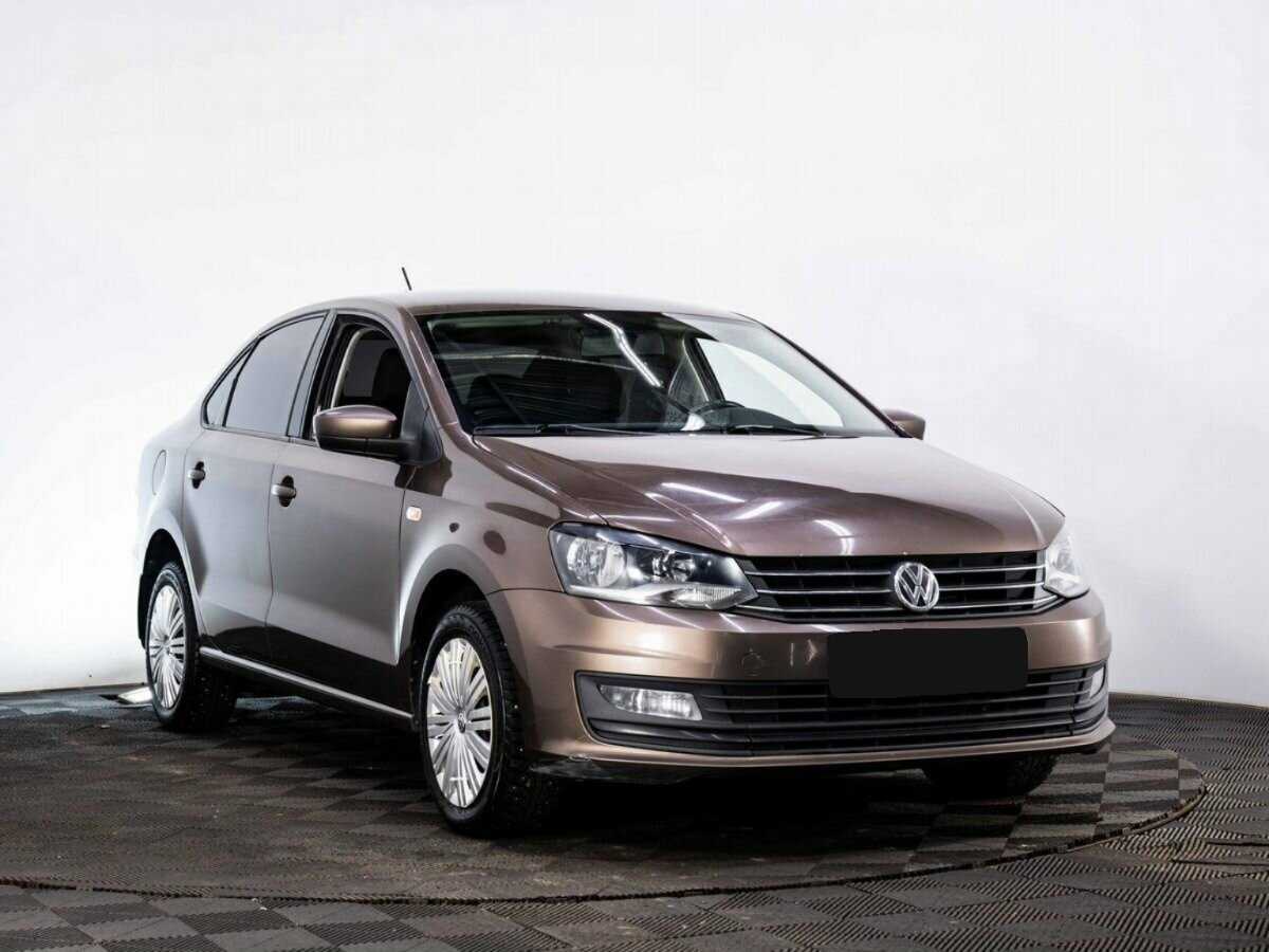 Volkswagen Polo б/у, 2016, Автоматическая. Фото: #2