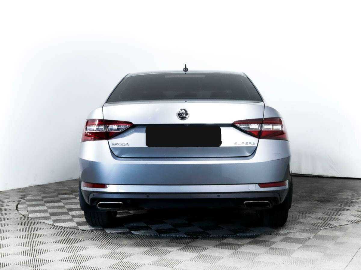 Skoda Superb б/у, 2019, Роботизированная. Фото: #3