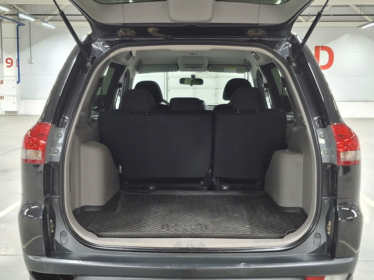Mitsubishi Pajero Sport б/у, 2014, Механическая. Фото: #9