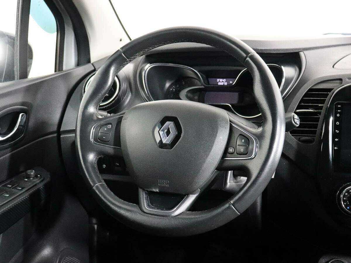 Renault Kaptur б/у, 2017, Автоматическая. Фото: #11