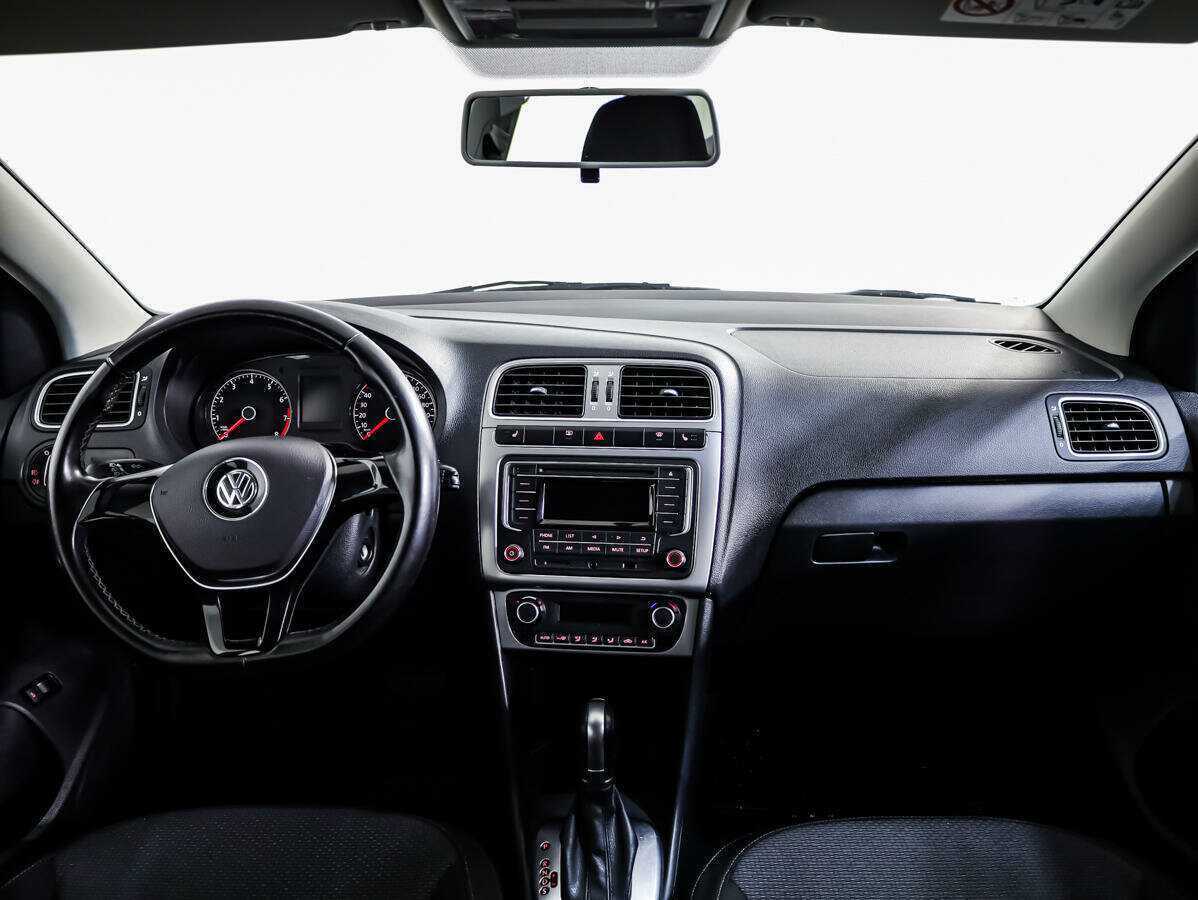 Volkswagen Polo б/у, 2016, Автоматическая. Фото: #8