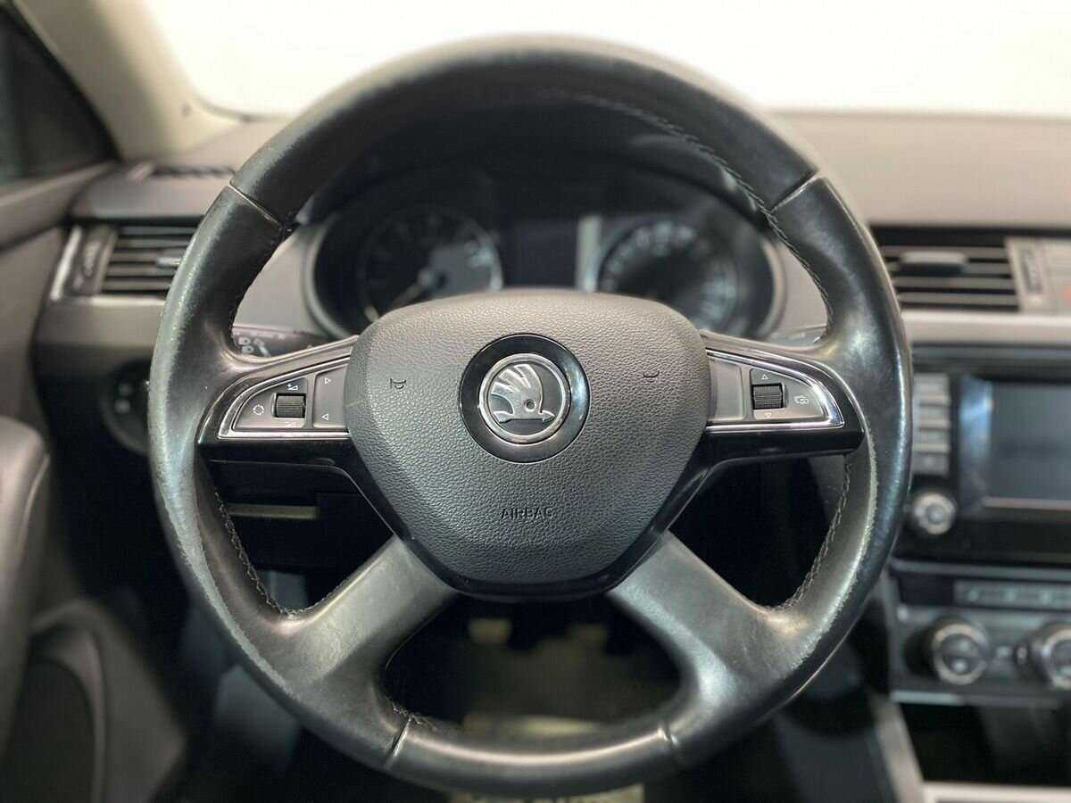 Skoda Octavia б/у, 2013, Механическая. Фото: #11