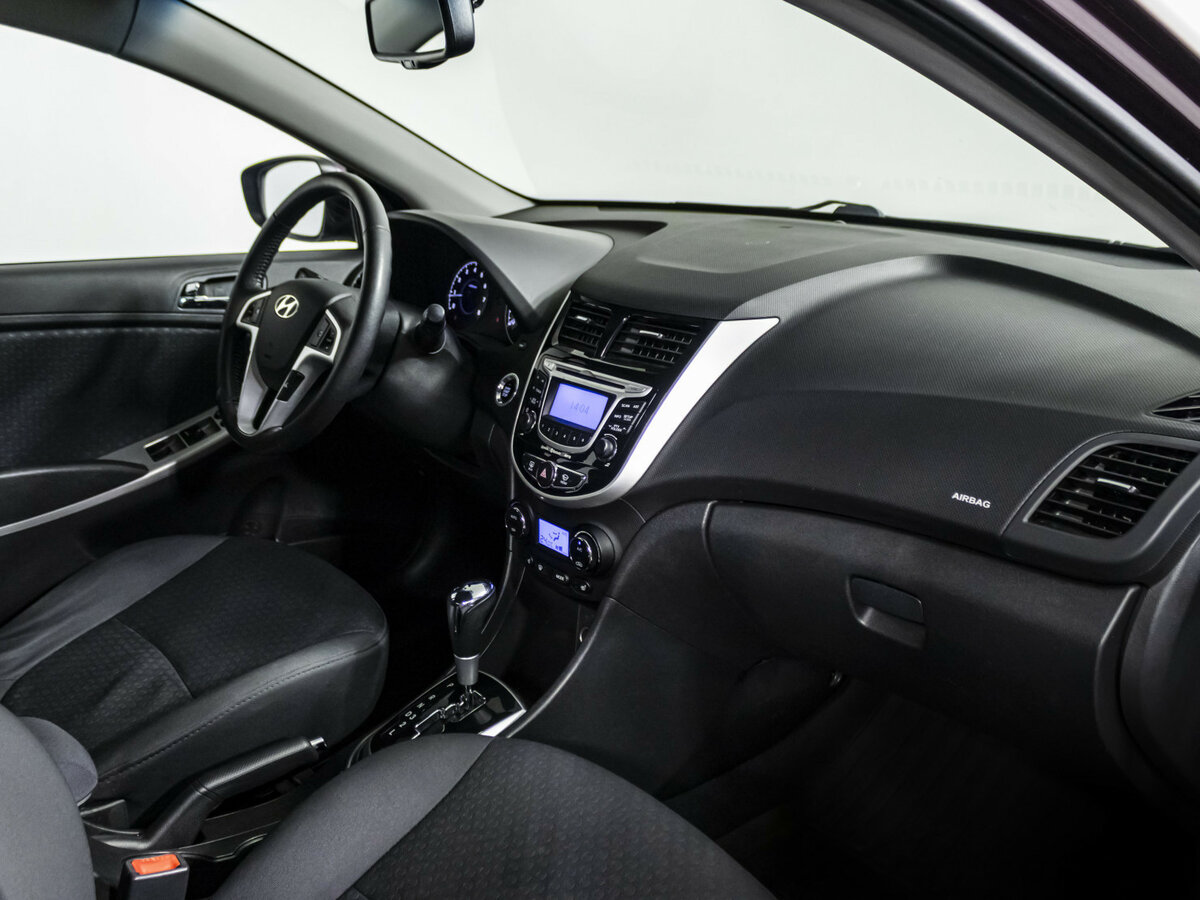 Hyundai Solaris б/у, 2012, Автоматическая. Фото: #6