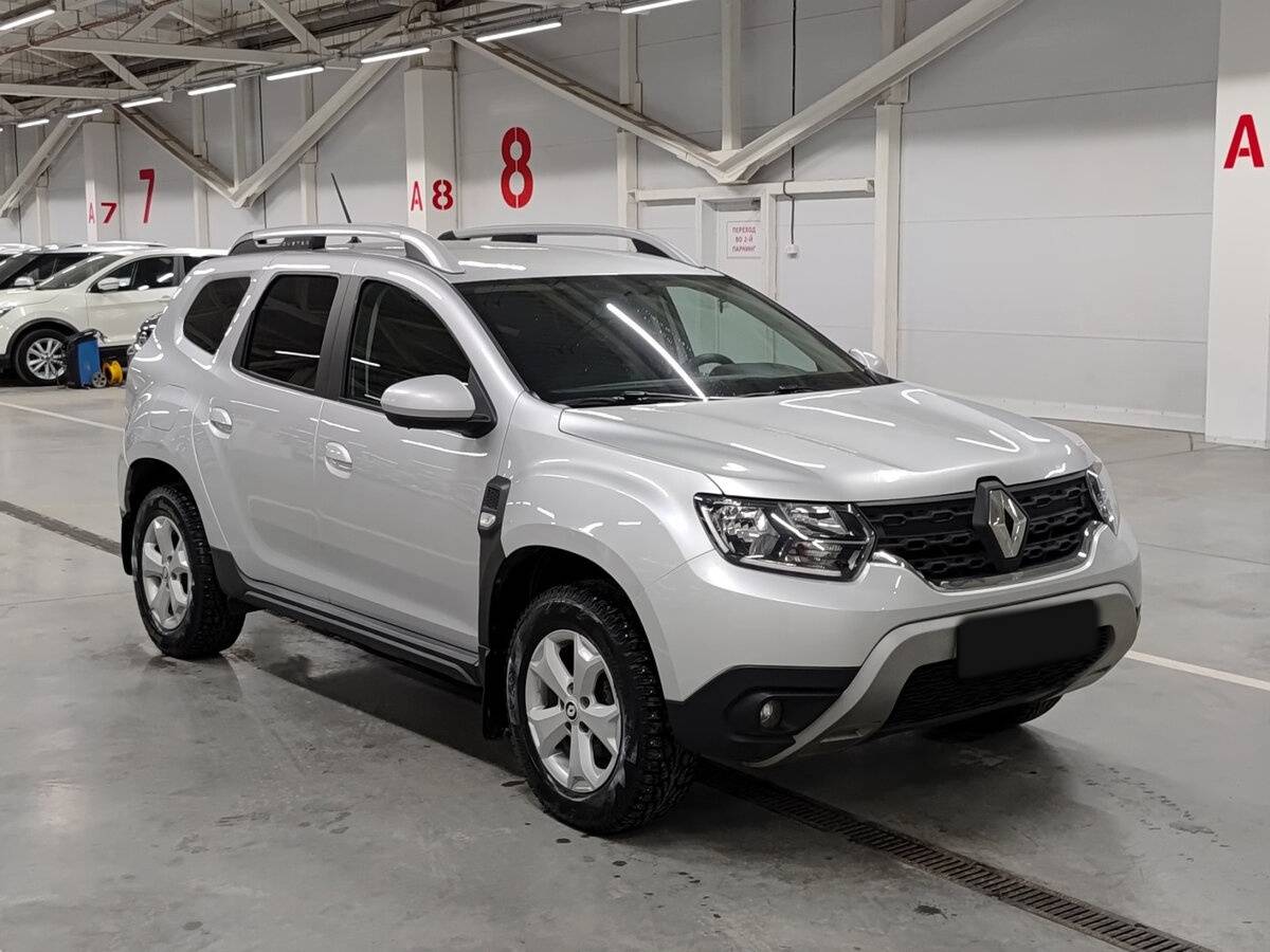 Renault Duster б/у, 2021, Механическая. Фото: #2