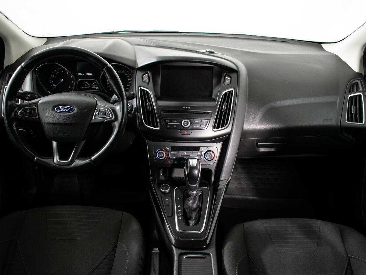 Ford Focus б/у, 2017, Автоматическая. Фото: #10