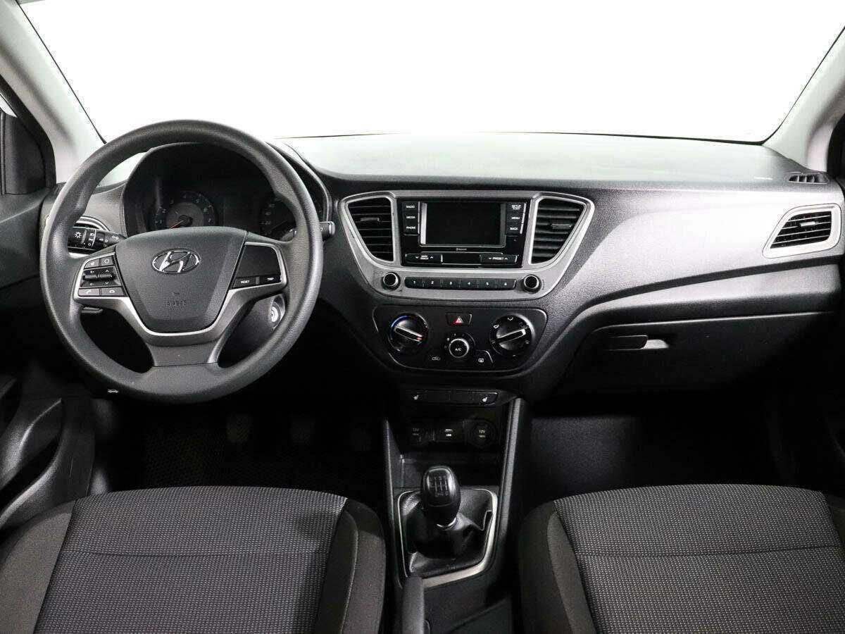 Hyundai Solaris б/у, 2020, Механическая. Фото: #10