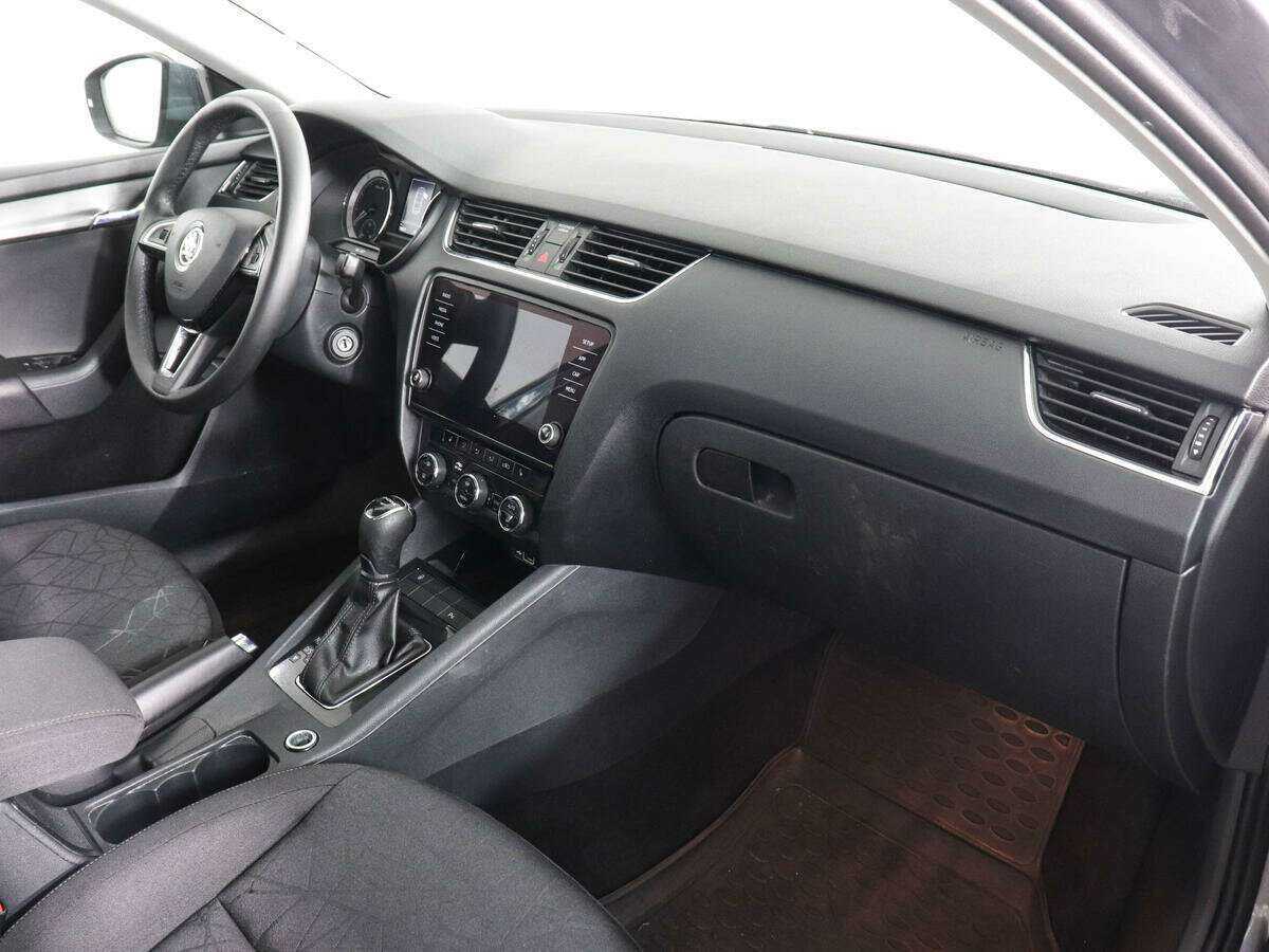 Skoda Octavia б/у, 2020, Автоматическая. Фото: #8