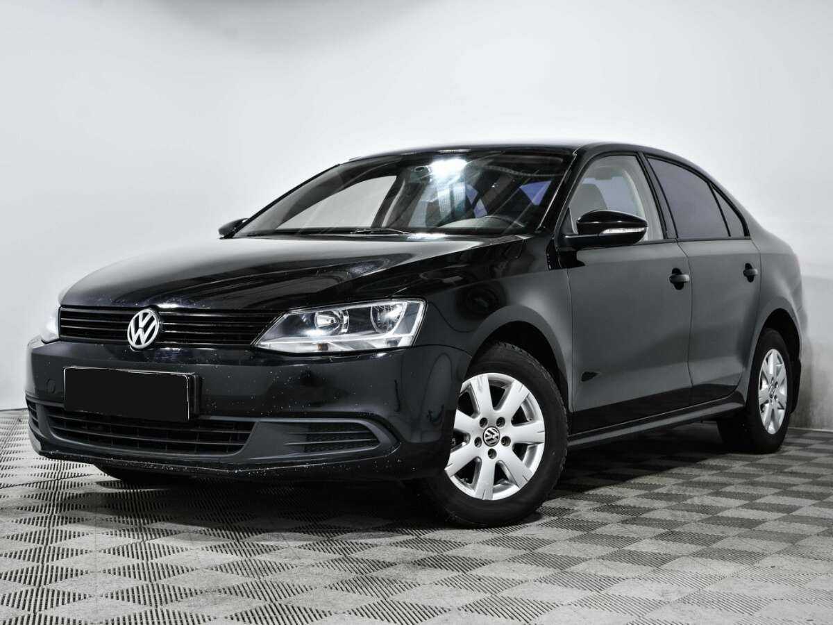 Volkswagen Jetta б/у, 2013, Автоматическая. Фото: #0