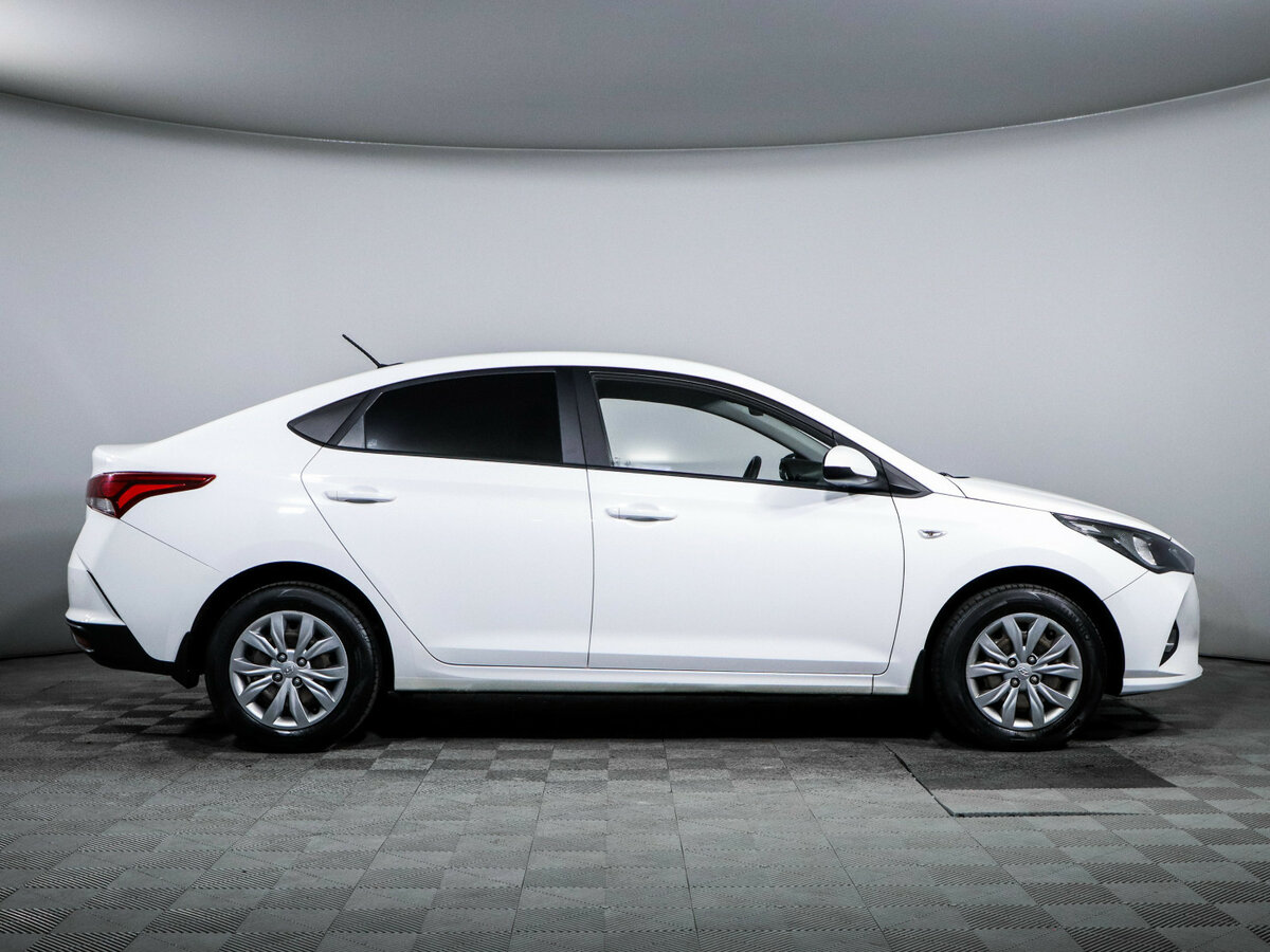 Hyundai Solaris б/у, 2021, Автоматическая. Фото: #3