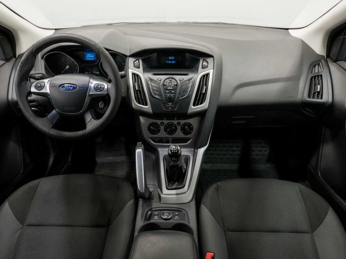 Ford Focus б/у, 2012, Механическая. Фото: #9