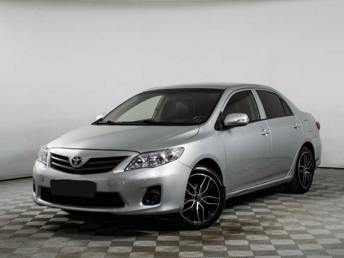 Toyota Corolla б/у, 2012, Механическая. Фото: #0