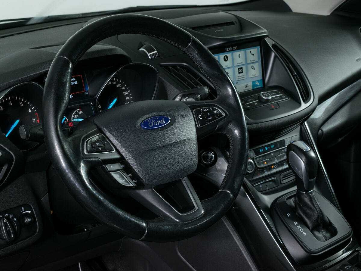 Ford Kuga б/у, 2017, Автоматическая. Фото: #11
