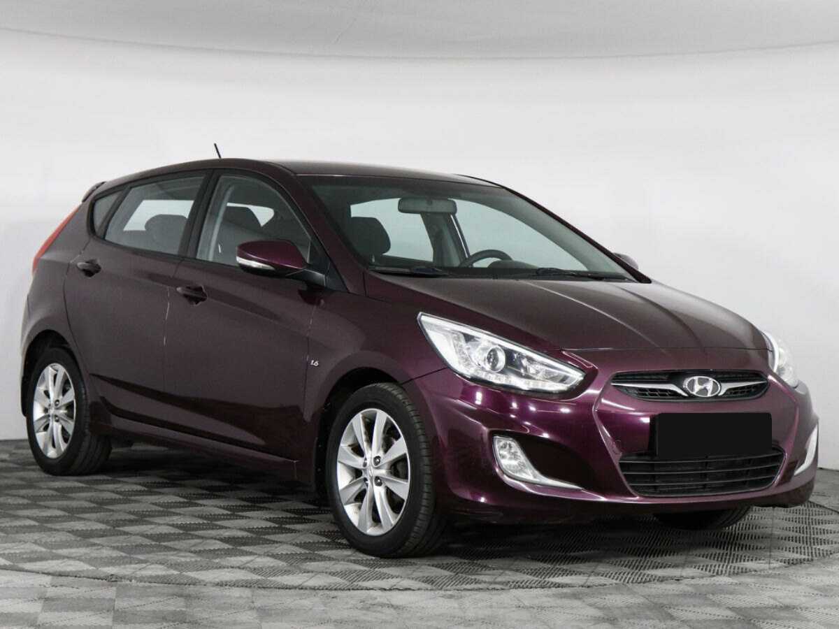 Hyundai Solaris б/у, 2014, Автоматическая. Фото: #2