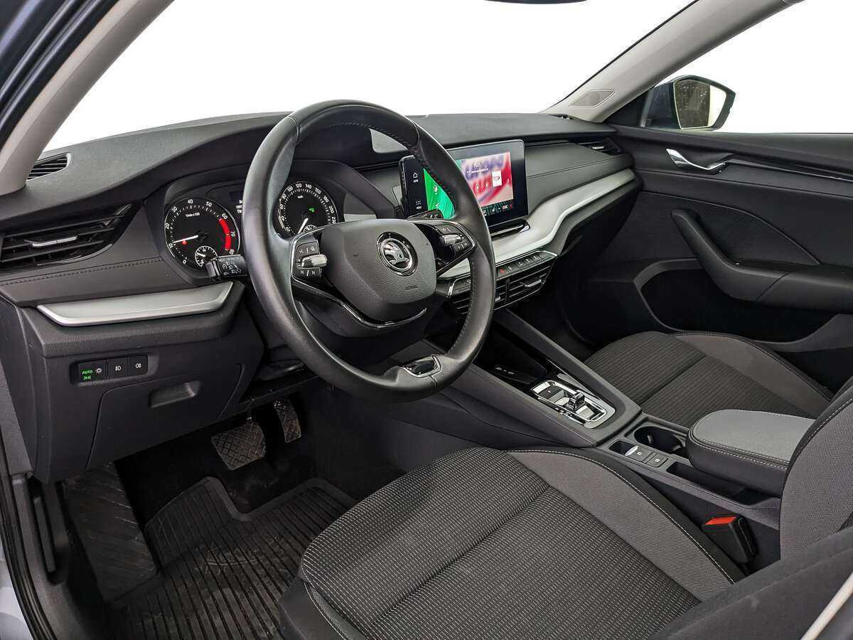 Skoda Octavia б/у, 2021, Автоматическая. Фото: #9