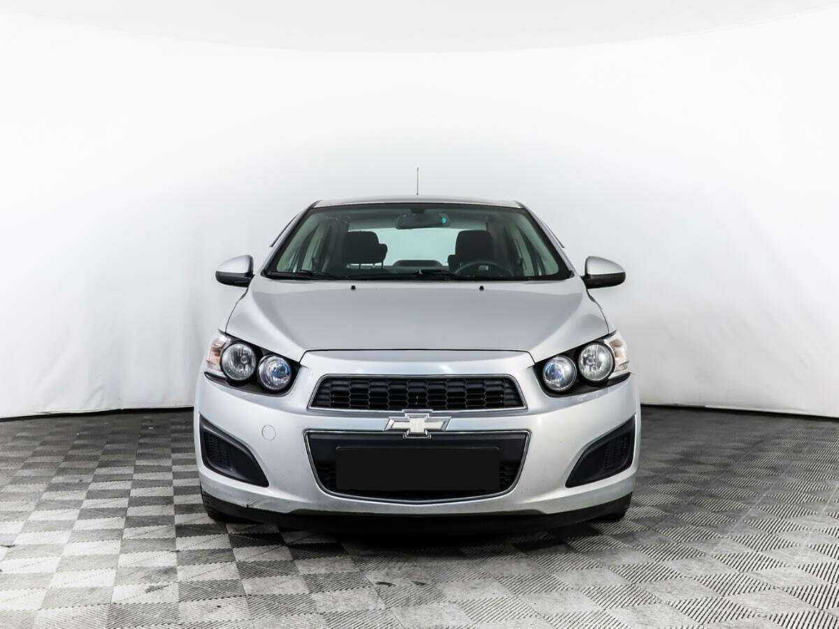 Chevrolet Aveo б/у, 2013, Автоматическая. Фото: #1