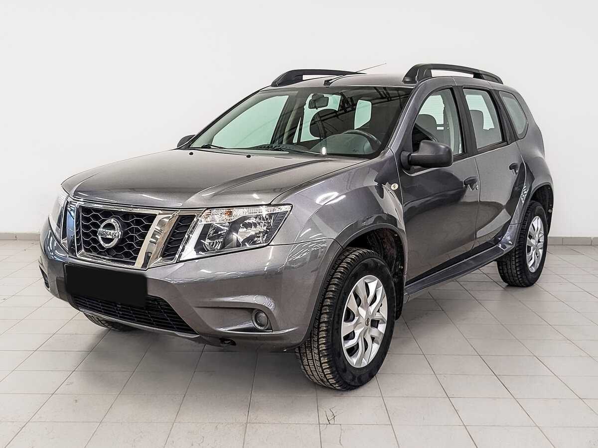 Nissan Terrano б/у, 2015, Автоматическая. Фото: #0