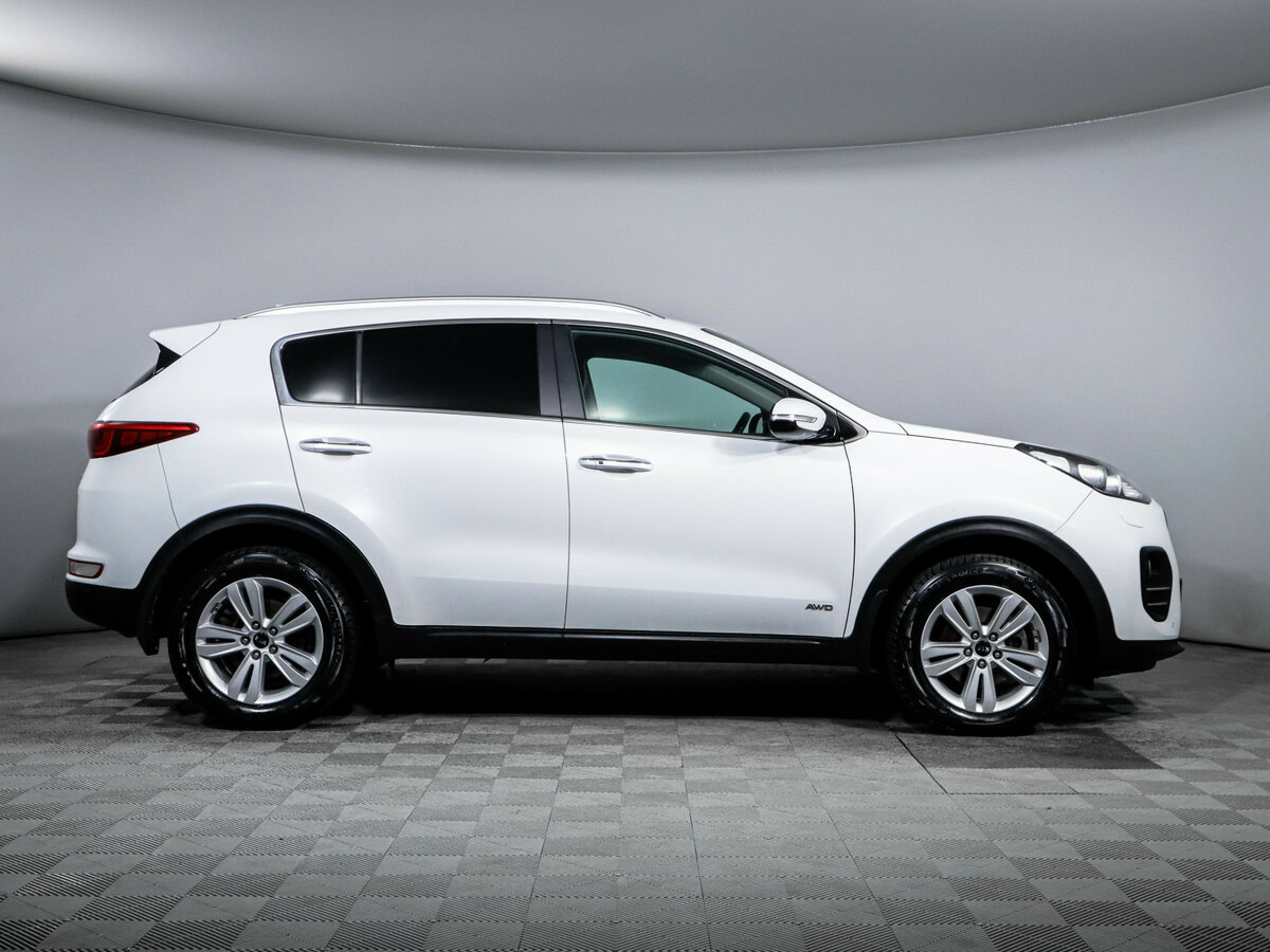 Kia Sportage б/у, 2016, Автоматическая. Фото: #3