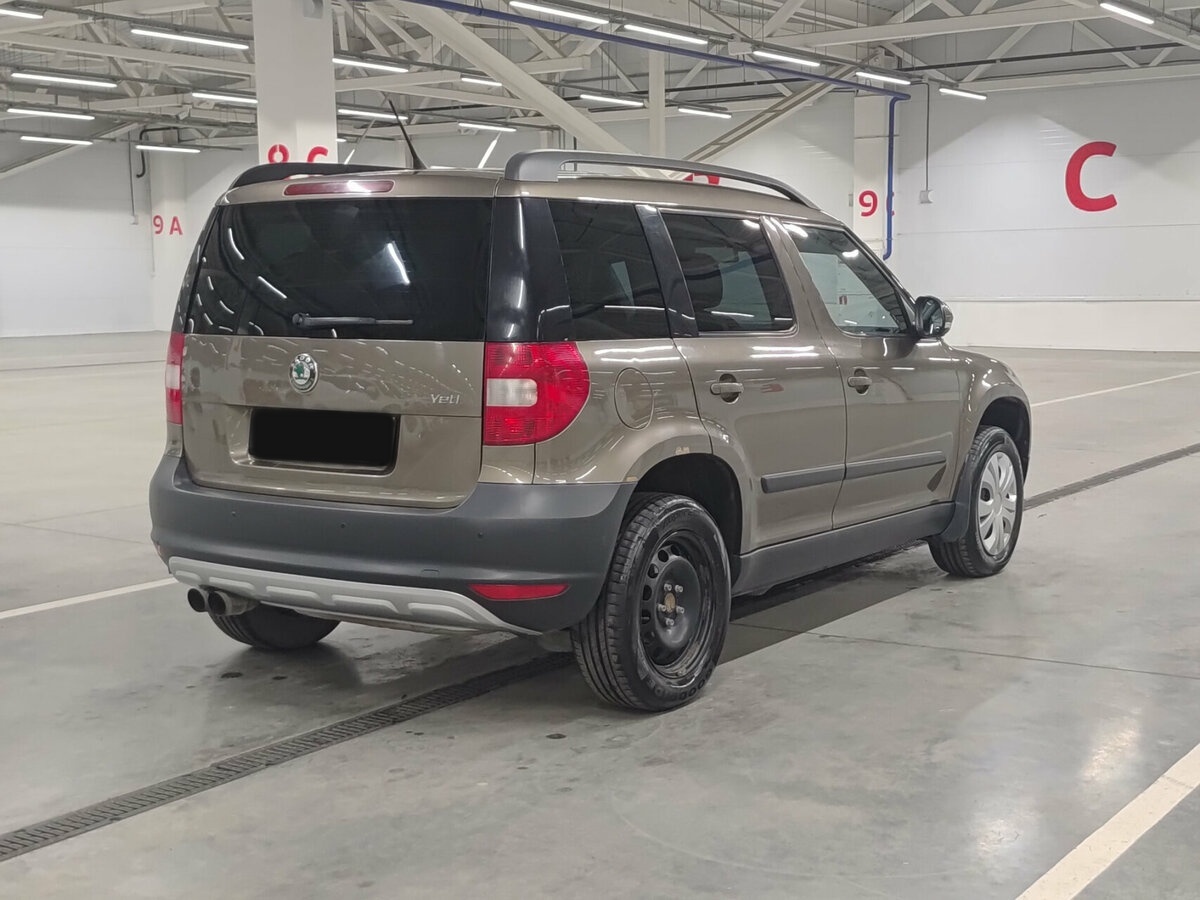 Skoda Yeti б/у, 2012, Механическая. Фото: #4
