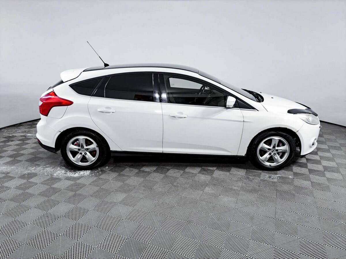 Ford Focus б/у, 2012, Механическая. Фото: #3