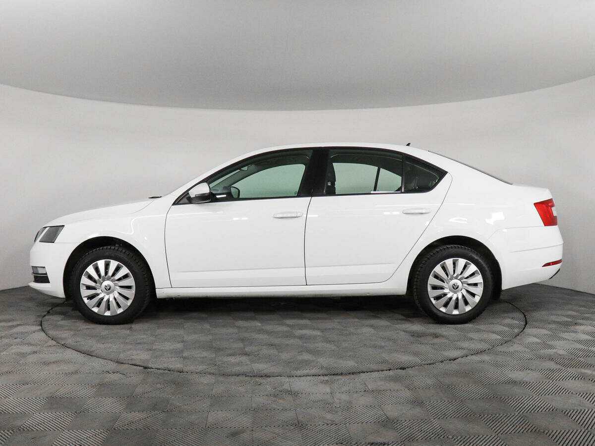 Skoda Octavia б/у, 2018, Автоматическая. Фото: #7