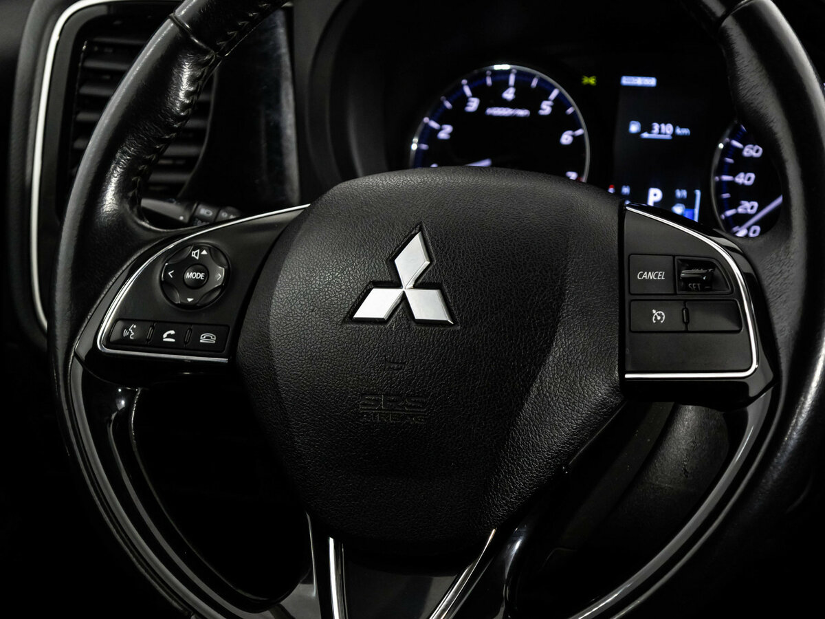 Mitsubishi Outlander б/у, 2017, Вариатор. Фото: #8