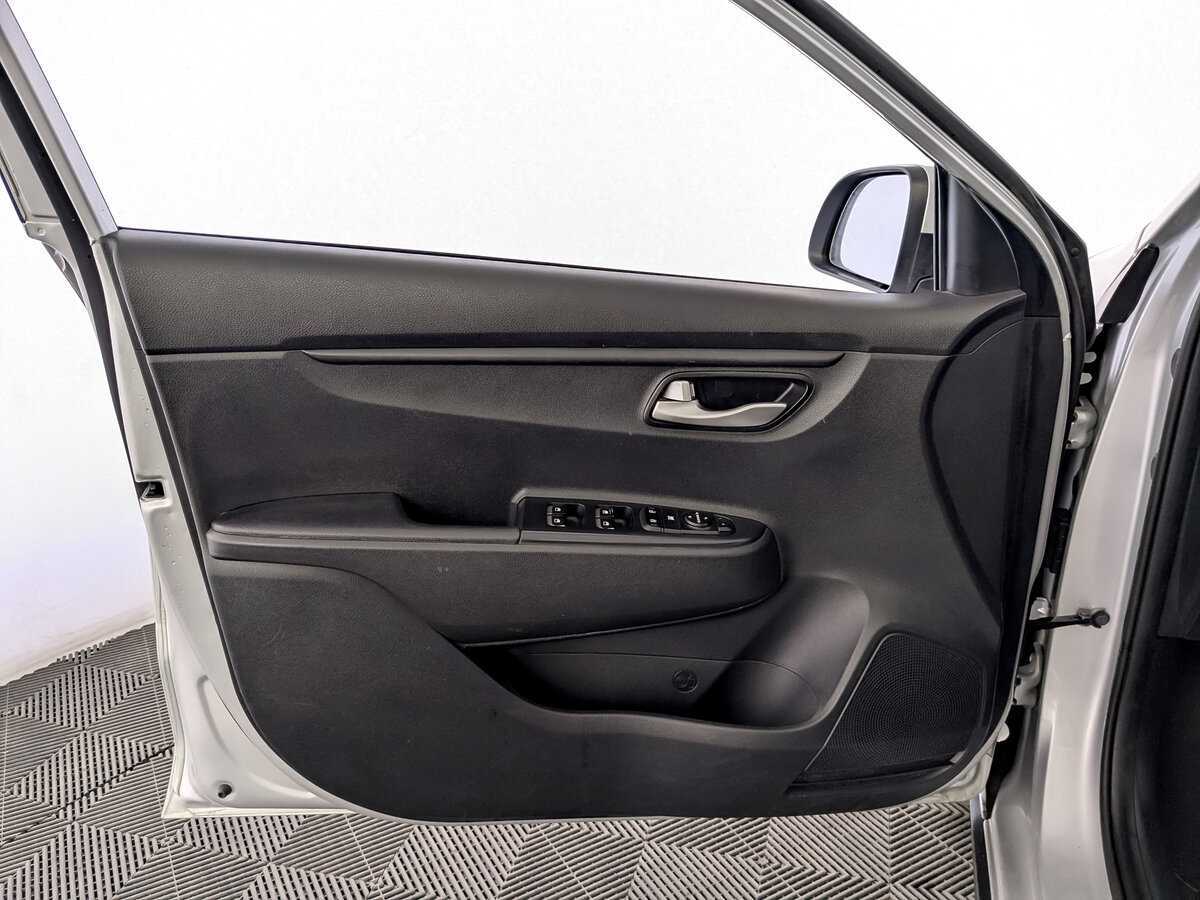 Kia Rio б/у, 2020, Автоматическая. Фото: #18