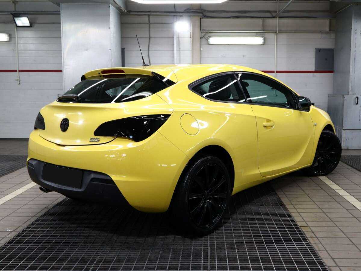 Opel Astra б/у, 2014, Автоматическая. Фото: #3