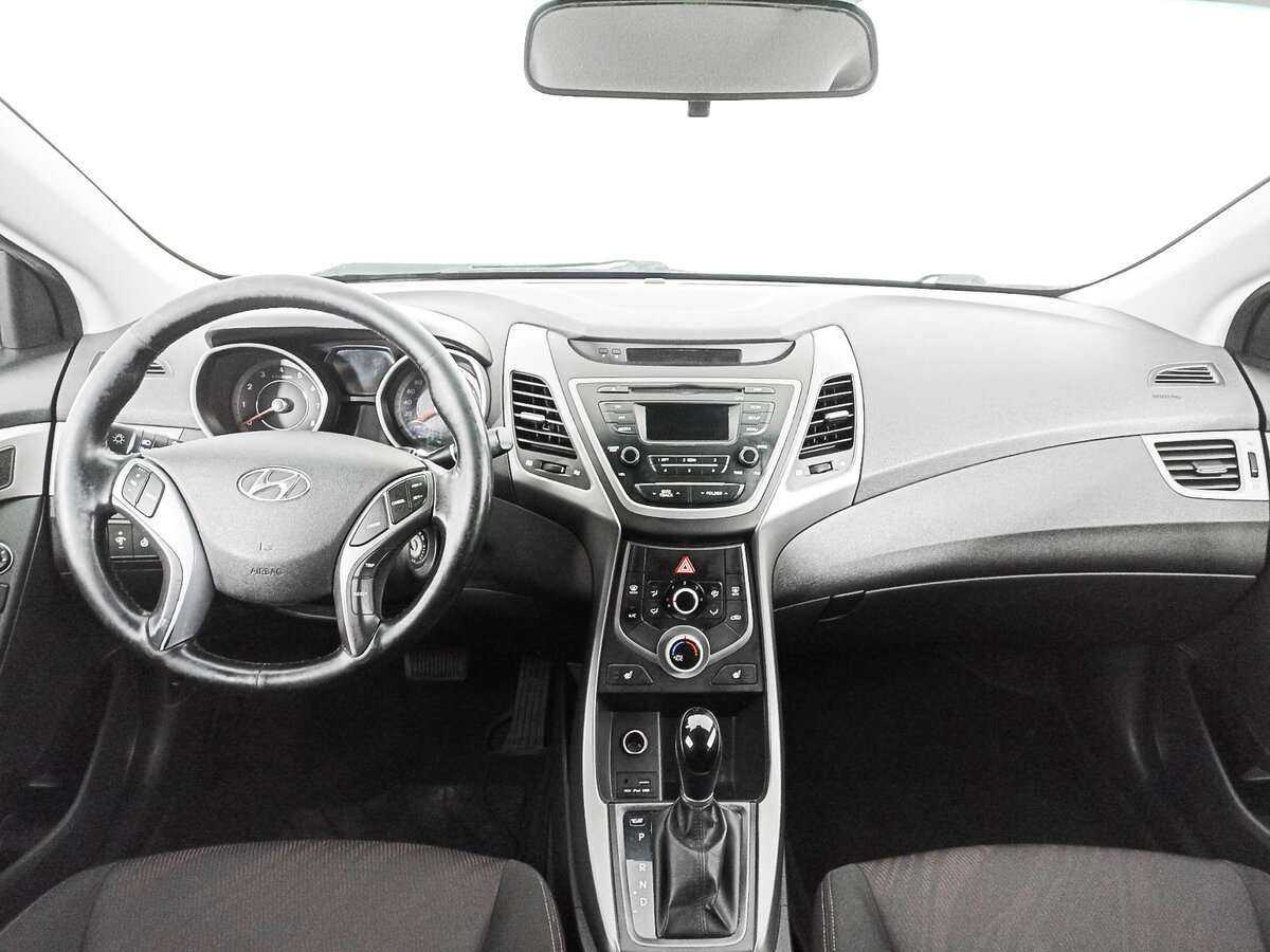 Hyundai Elantra б/у, 2015, Автоматическая. Фото: #9