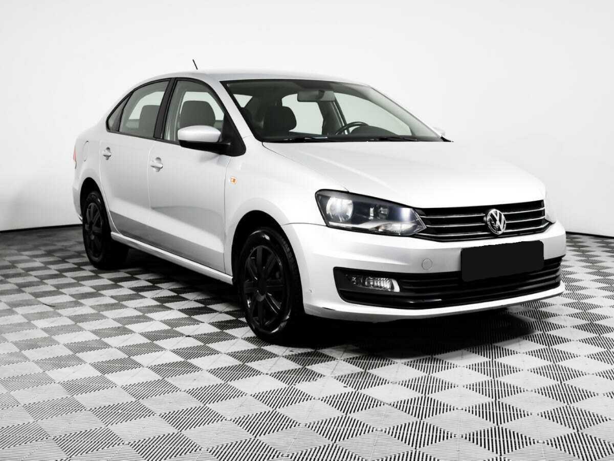 Volkswagen Polo б/у, 2018, Автоматическая. Фото: #2