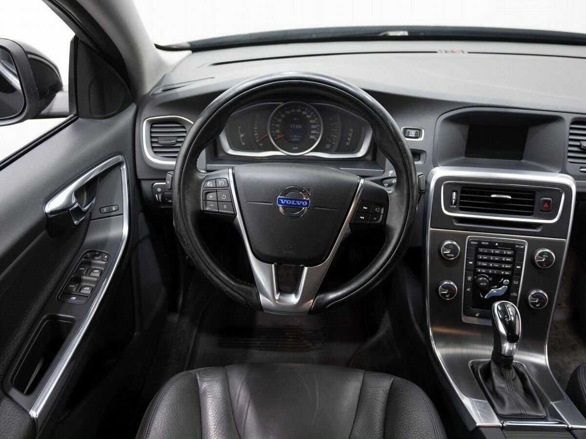 Volvo S60 б/у, 2013, Автоматическая. Фото: #16