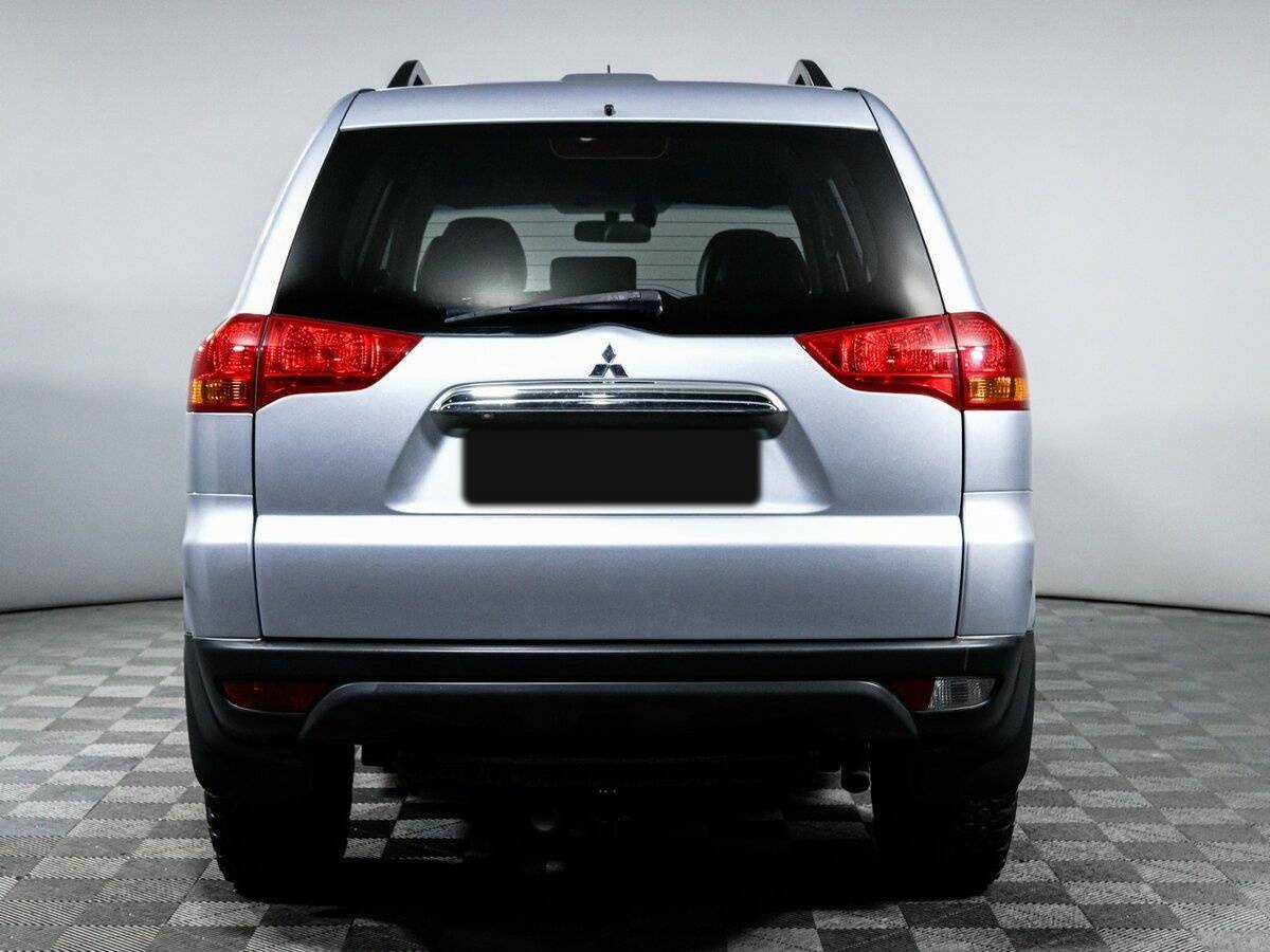 Mitsubishi Pajero Sport б/у, 2013, Автоматическая. Фото: #5