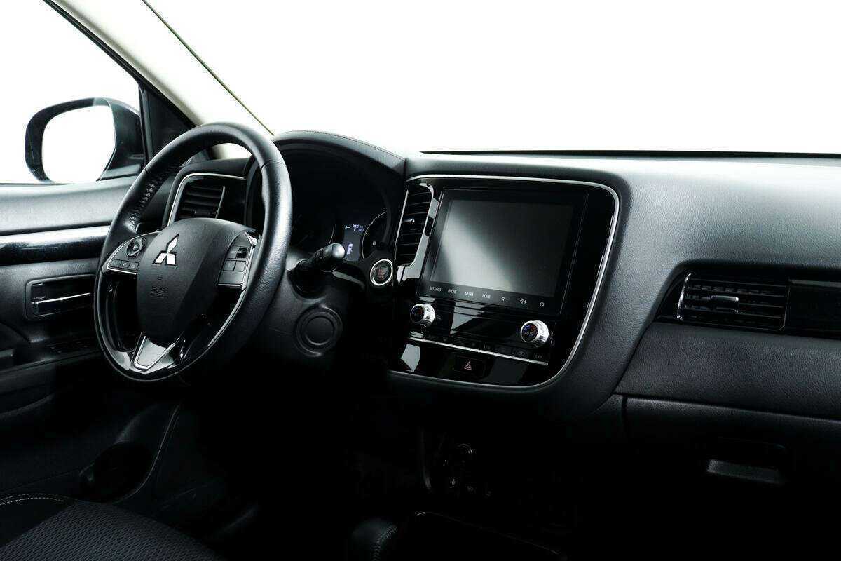 Mitsubishi Outlander б/у, 2022, Вариатор. Фото: #8
