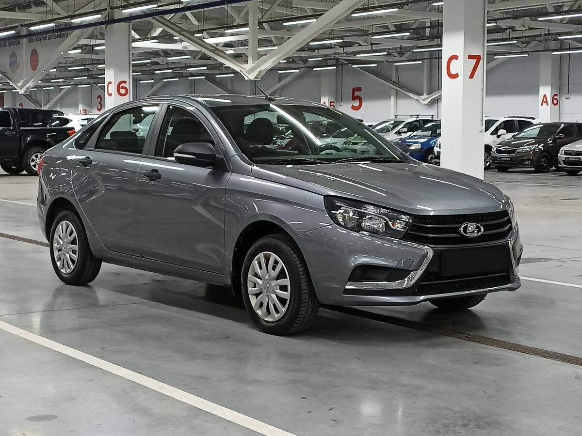 Lada (ВАЗ) Vesta б/у, 2016, Механическая. Фото: #2
