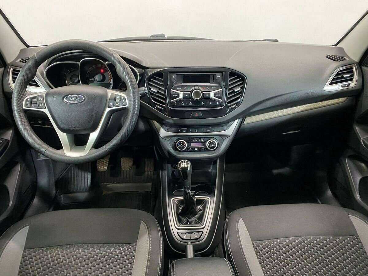 Lada (ВАЗ) Vesta б/у, 2019, Механическая. Фото: #8