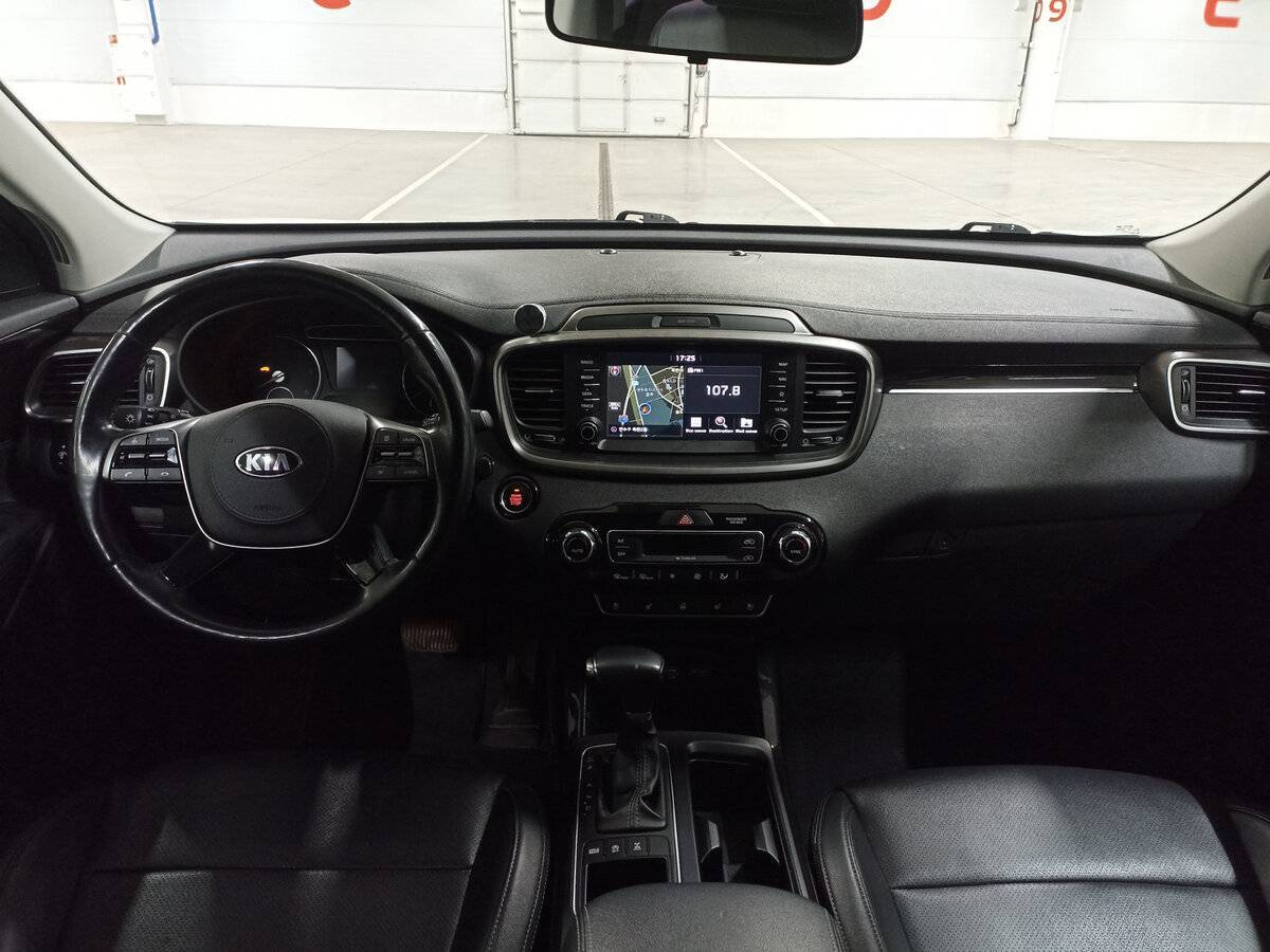 Kia Sorento б/у, 2018, Автоматическая. Фото: #13