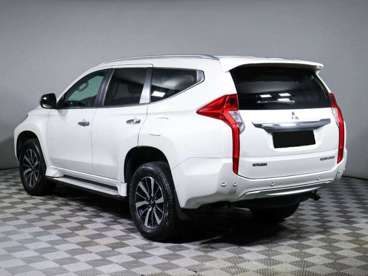 Mitsubishi Pajero Sport б/у, 2018, Автоматическая. Фото: #3