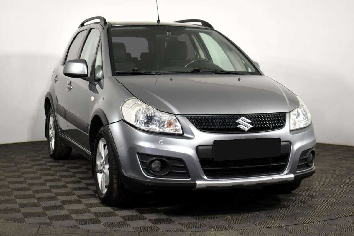 Suzuki SX4 б/у, 2013, Механическая. Фото: #2
