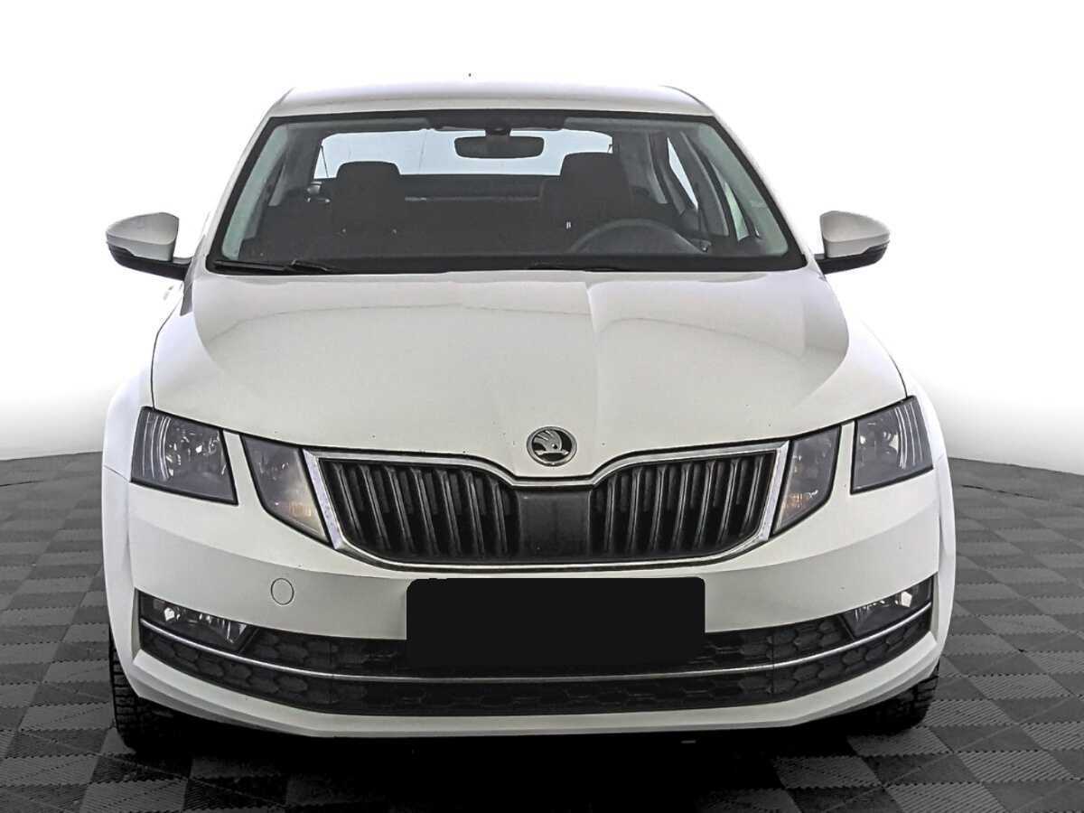 Skoda Octavia б/у, 2017, Механическая. Фото: #1