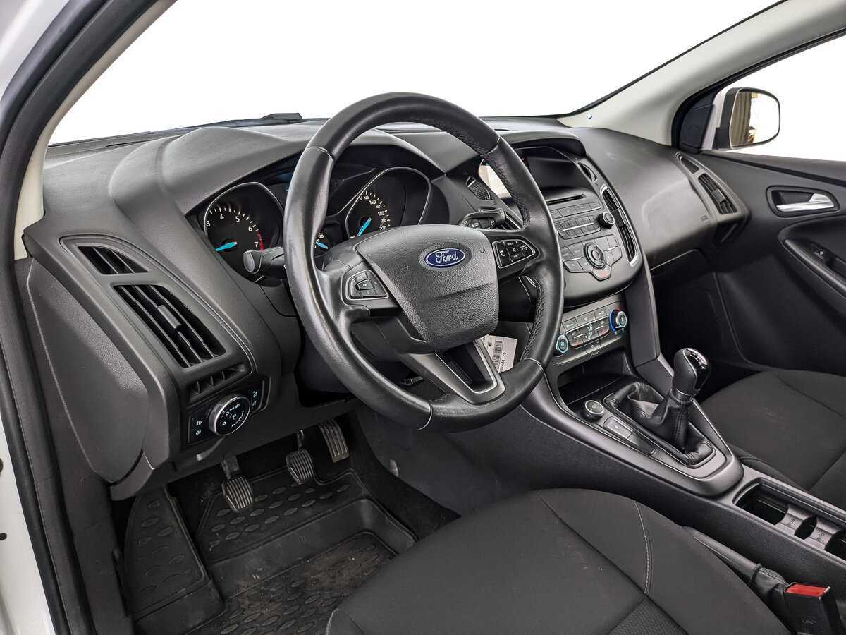 Ford Focus б/у, 2018, Механическая. Фото: #10