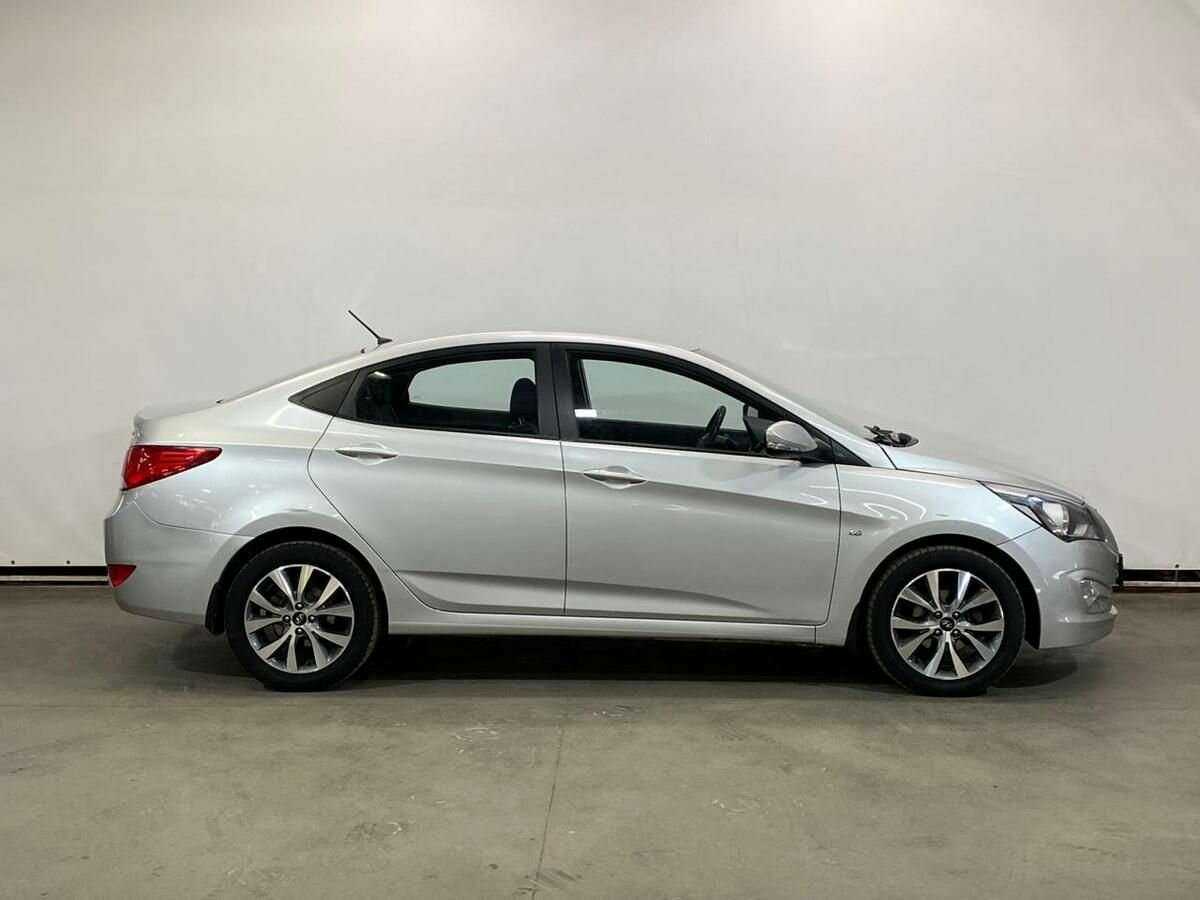 Hyundai Solaris б/у, 2015, Автоматическая. Фото: #3