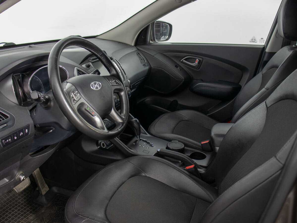 Hyundai ix35 б/у, 2014, Автоматическая. Фото: #10