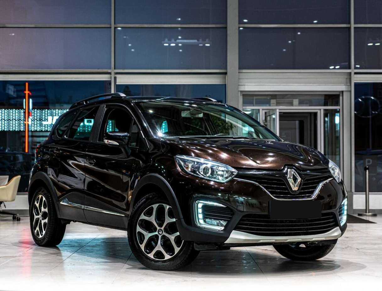 Renault Kaptur б/у, 2017, Механическая. Фото: #1