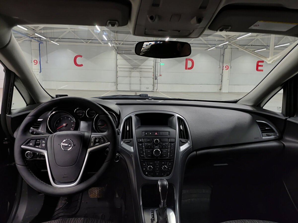 Opel Astra б/у, 2014, Автоматическая. Фото: #13