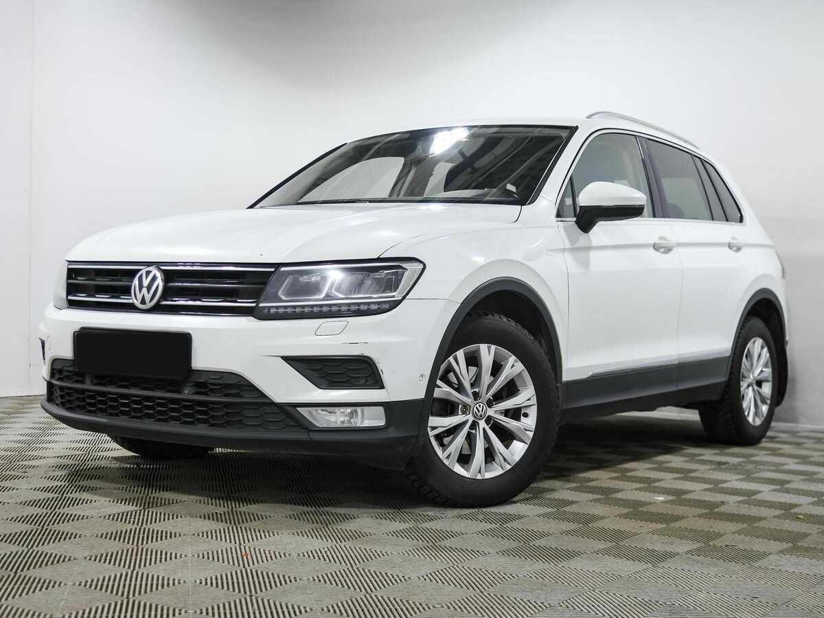 Volkswagen Tiguan б/у, 2017, Роботизированная. Посмотреть фото