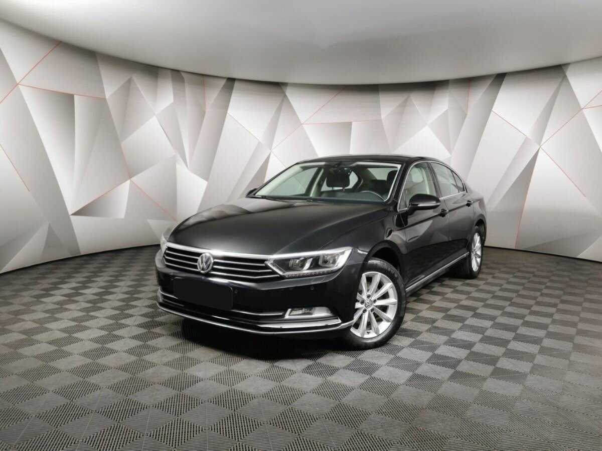 Volkswagen Passat б/у, 2019, Роботизированная. Посмотреть фото