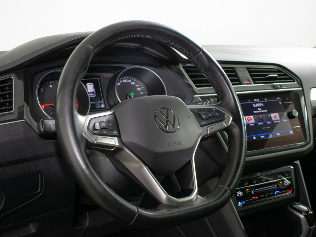 Volkswagen Tiguan б/у, 2021, Роботизированная. Фото: #12
