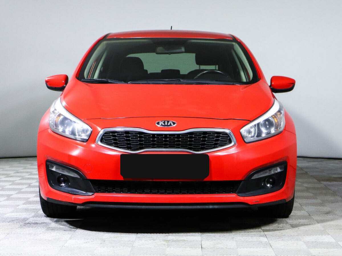 Kia Ceed б/у, 2016, Автоматическая. Фото: #1