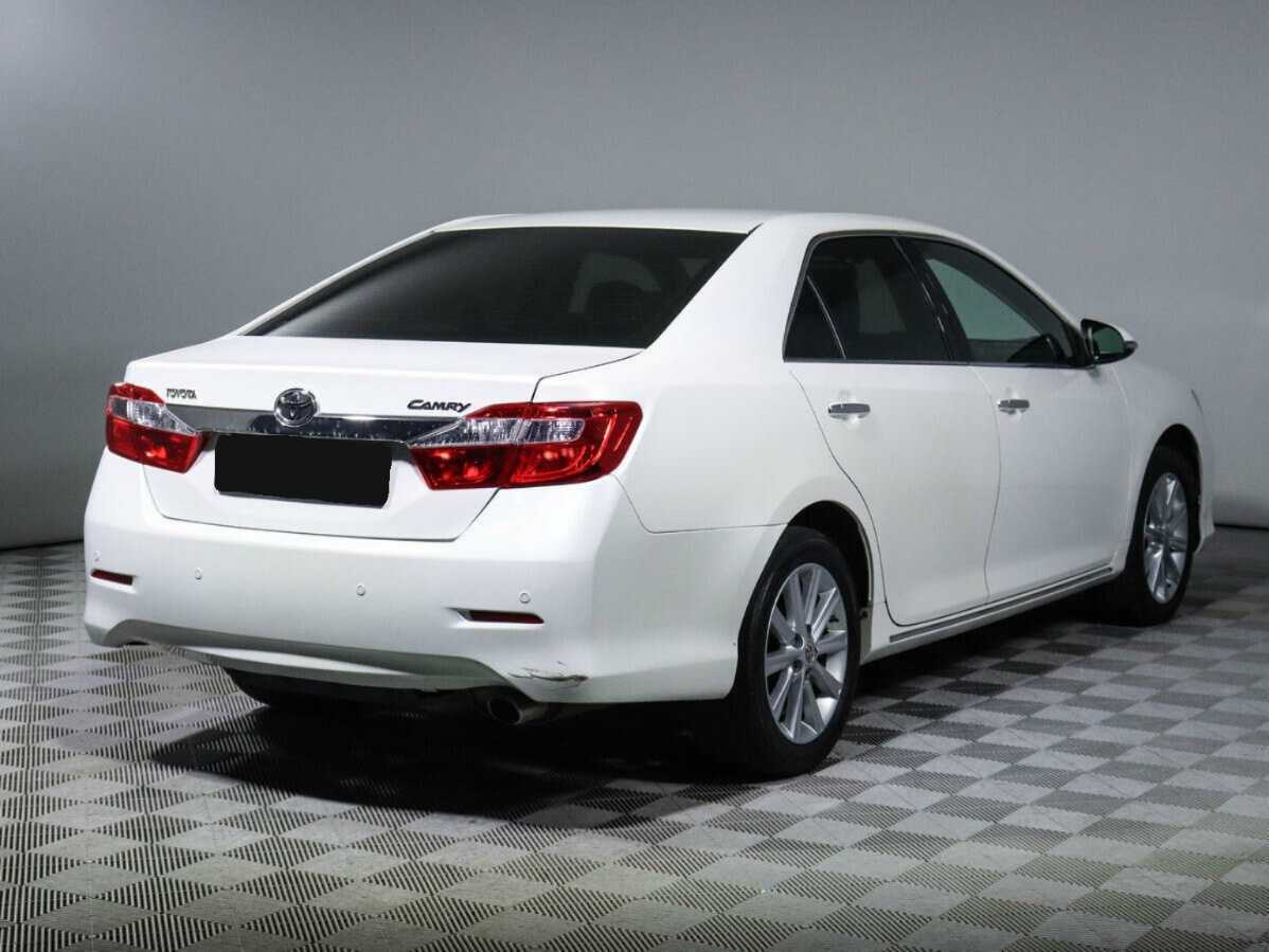 Toyota Camry б/у, 2014, Автоматическая. Фото: #4