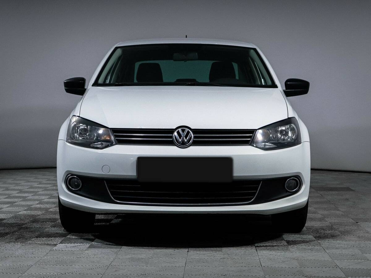 Volkswagen Polo б/у, 2014, Автоматическая. Фото: #1